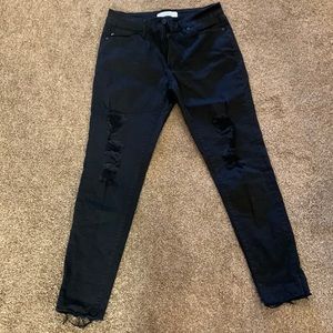 Black destructive jeans